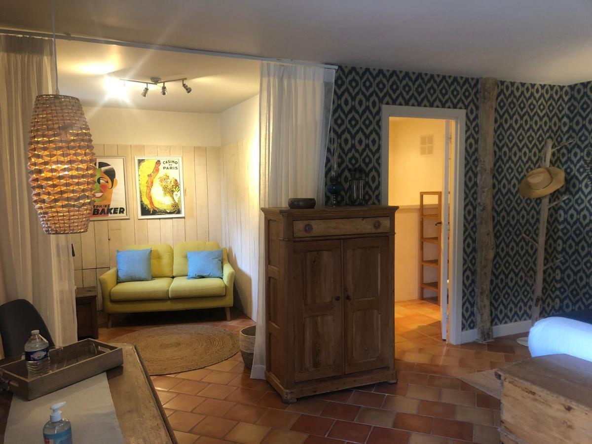 La Tour De Cause Bed and Breakfast Castelnaud La Chapelle Εξωτερικό φωτογραφία